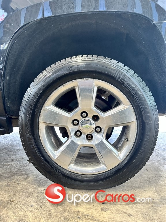 2015 Chevrolet Tahoe LT — foto 3 / 12