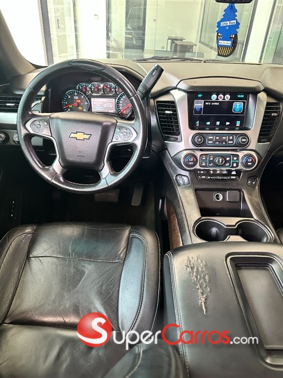 2015 Chevrolet Tahoe LT — foto 8 / 12