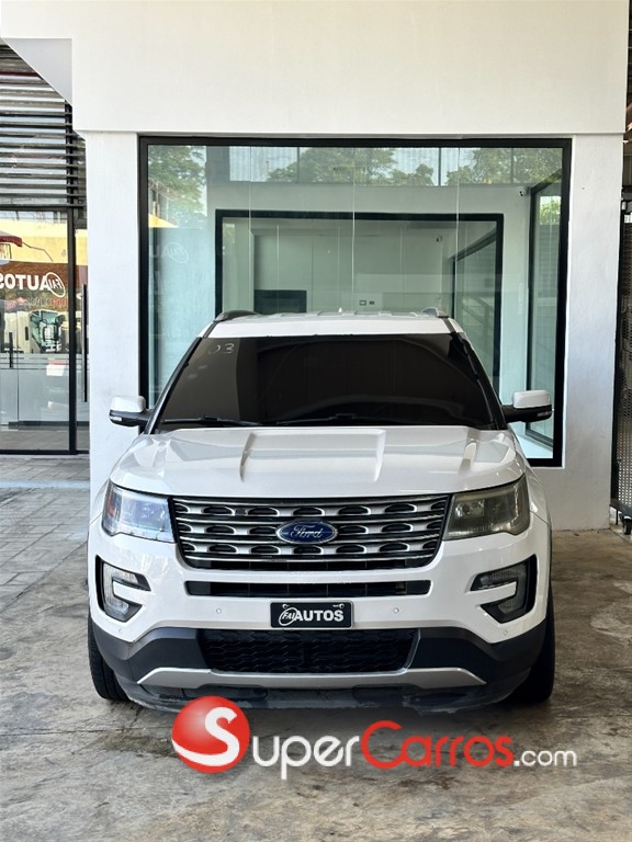2016 Ford Explorer XLT — foto 2 / 9
