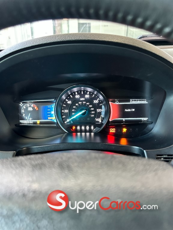 2016 Ford Explorer XLT — foto 4 / 9