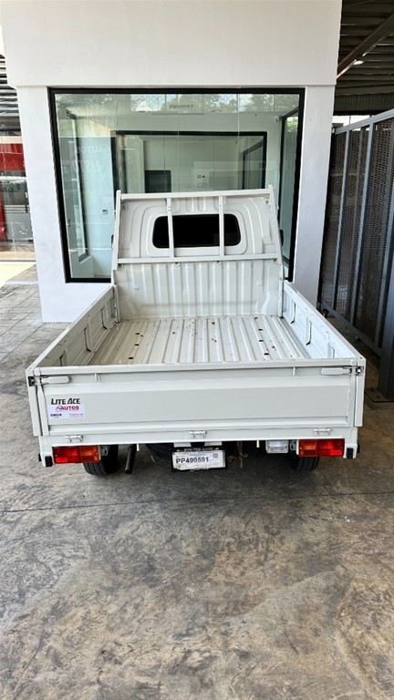 2024 Toyota Lite-Ace Pick Up — foto 7 / 9