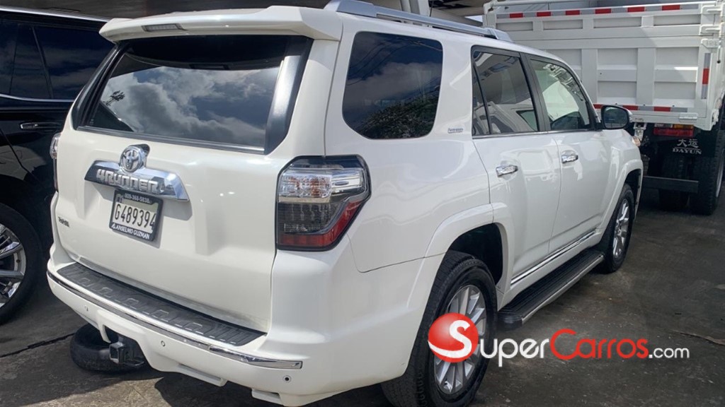 2020 Toyota 4 Runner Limited — foto 3 / 5