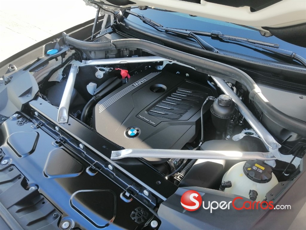 2020 BMW X 7 — foto 12 / 12