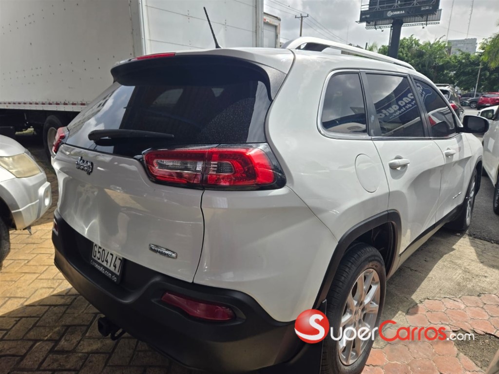 2014 Jeep Cherokee Latitude — foto 6 / 10