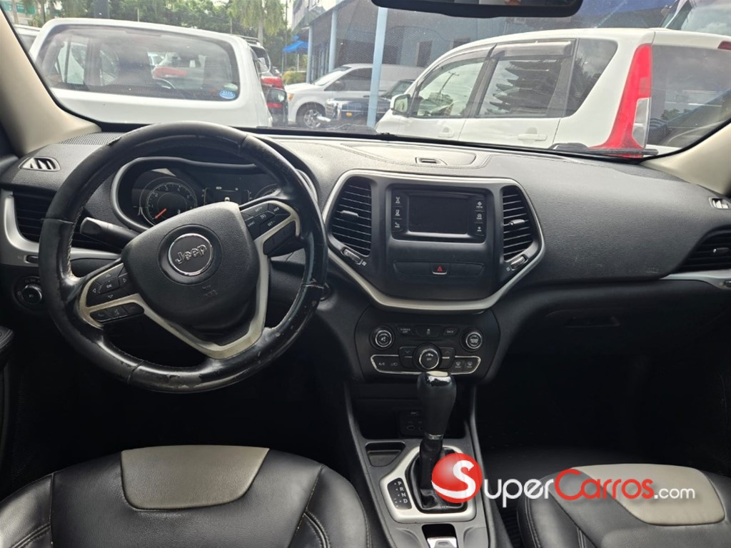 2014 Jeep Cherokee Latitude — foto 7 / 10