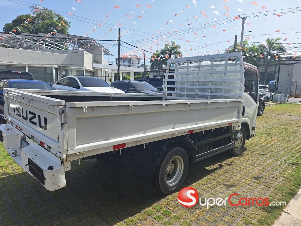 2018 Isuzu NMR — foto 8 / 9