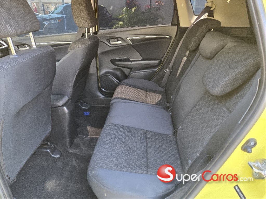 2016 Honda Fit LX — foto 8 / 11