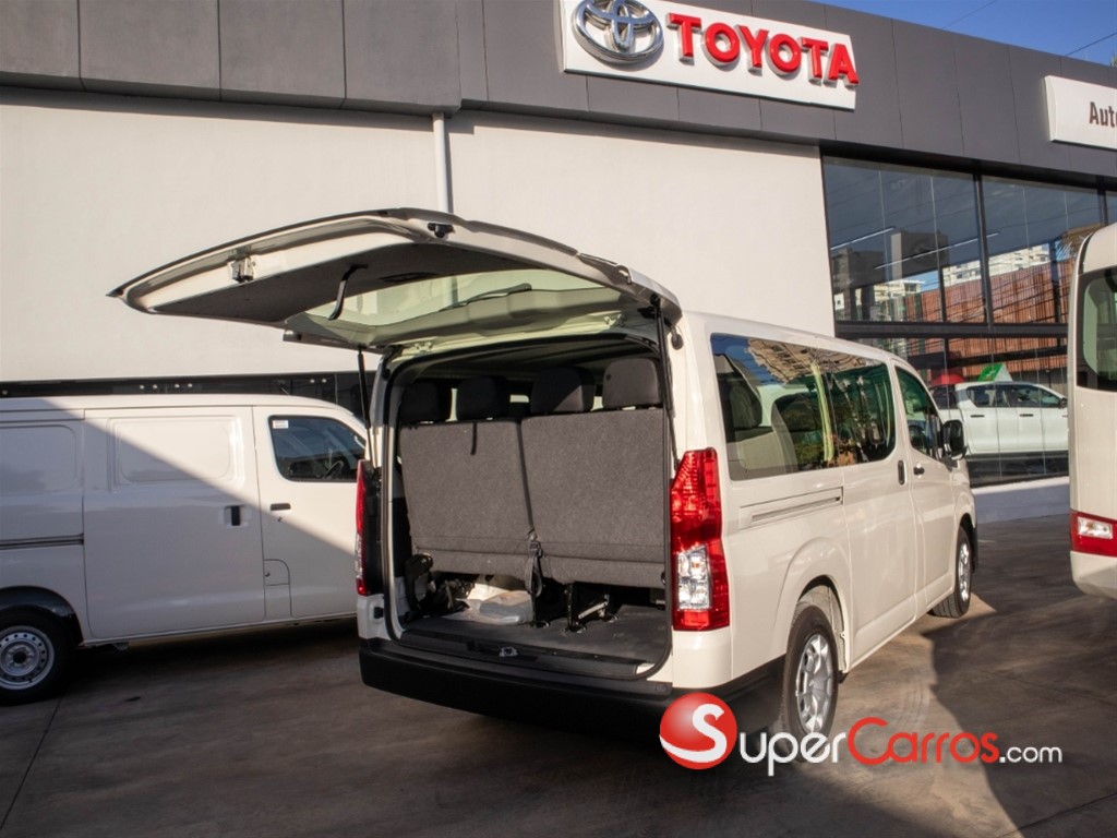 2026 Toyota Hiace — foto 5 / 12