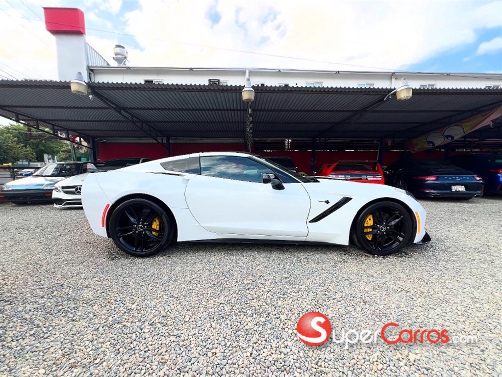 2014 Chevrolet Corvette Stingray — foto 9 / 12