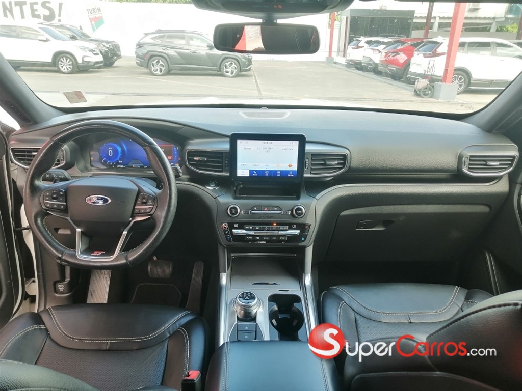 2020 Ford Explorer ST — foto 10 / 12