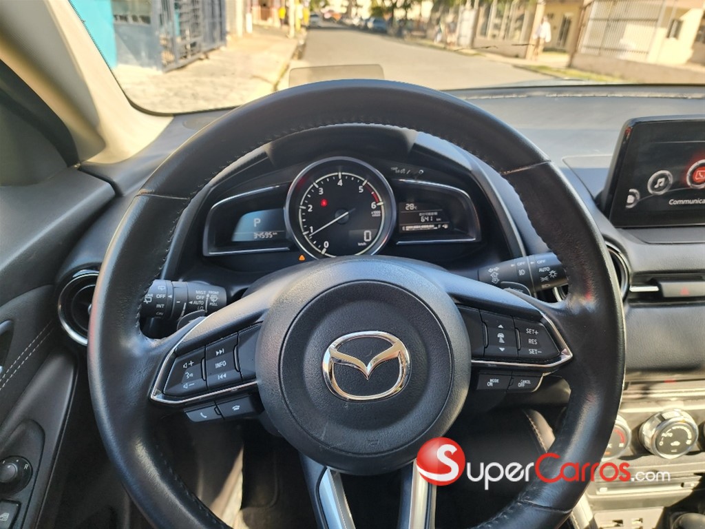 2021 Mazda 2 — foto 5 / 12