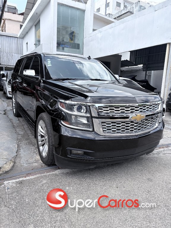 2015 Chevrolet Suburban — foto 4 / 10