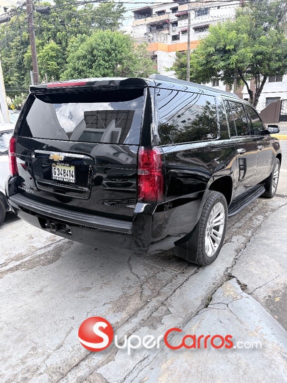 2015 Chevrolet Suburban — foto 5 / 10