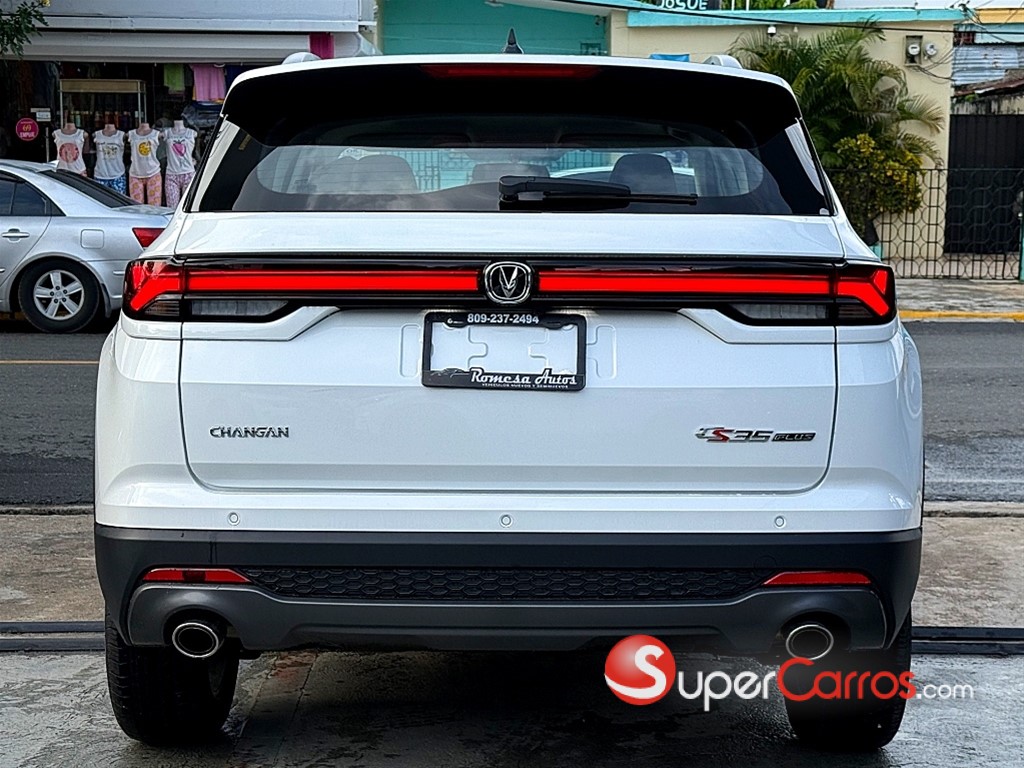 2027 Changan CS 35 Plus — foto 4 / 11