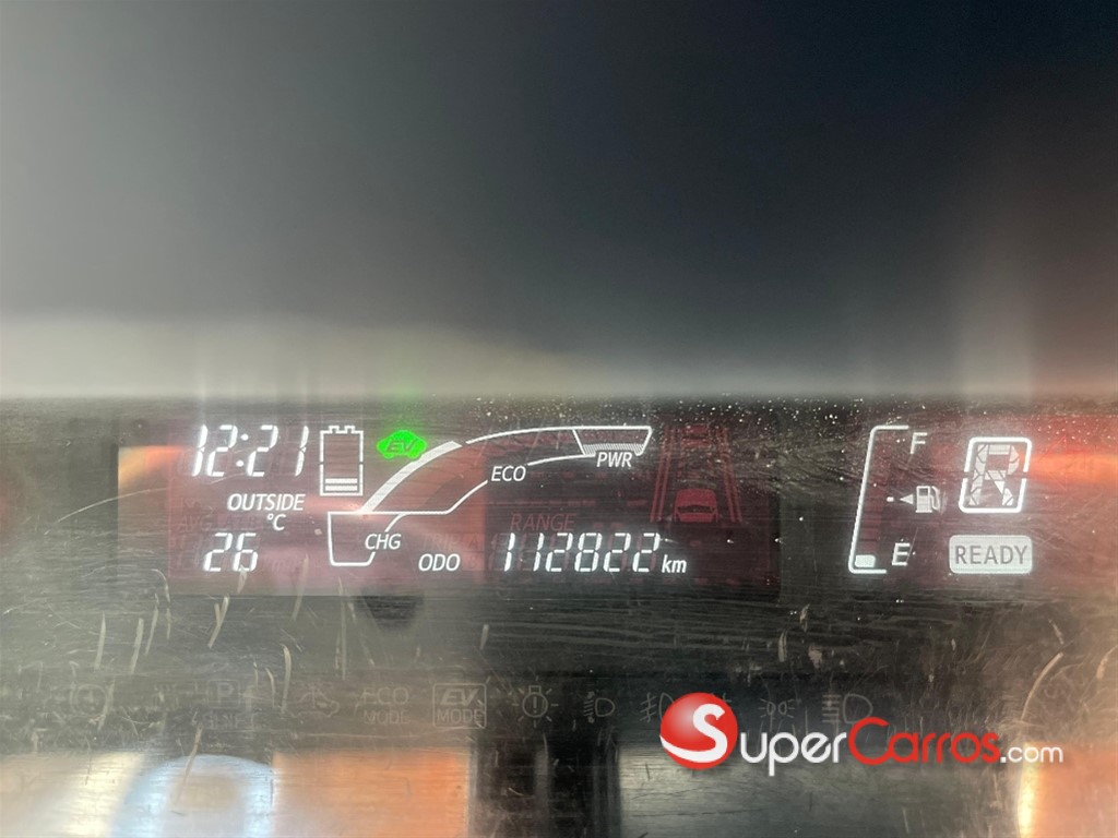 2019 Toyota Aqua Hibrido — foto 9 / 11