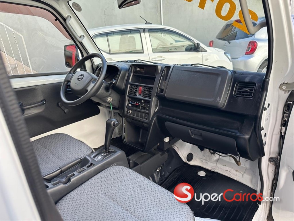 2018 Nissan NT 100 — foto 6 / 6