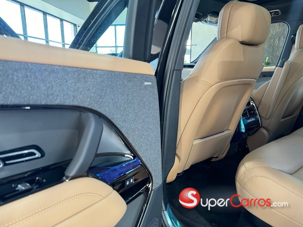 2025 Land Rover Range Rover Sport SE — foto 9 / 11