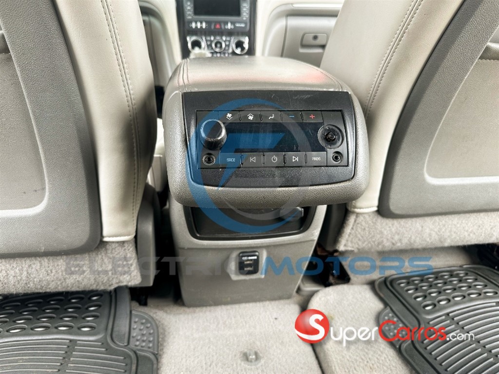 2015 Chevrolet Traverse LT — foto 10 / 11