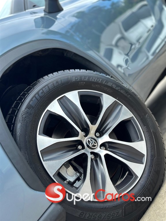 2020 Toyota Highlander XLE — foto 2 / 12