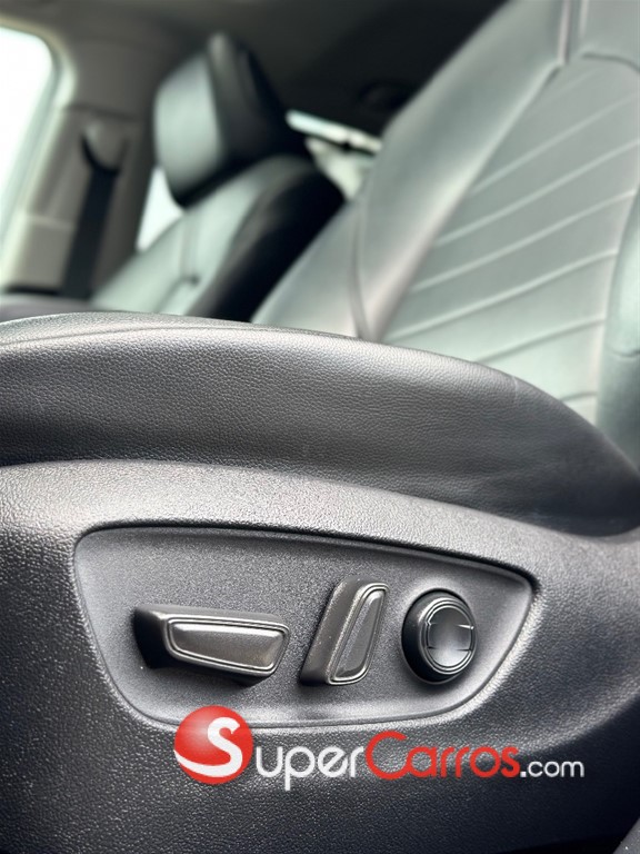 2020 Toyota Highlander XLE — foto 7 / 12