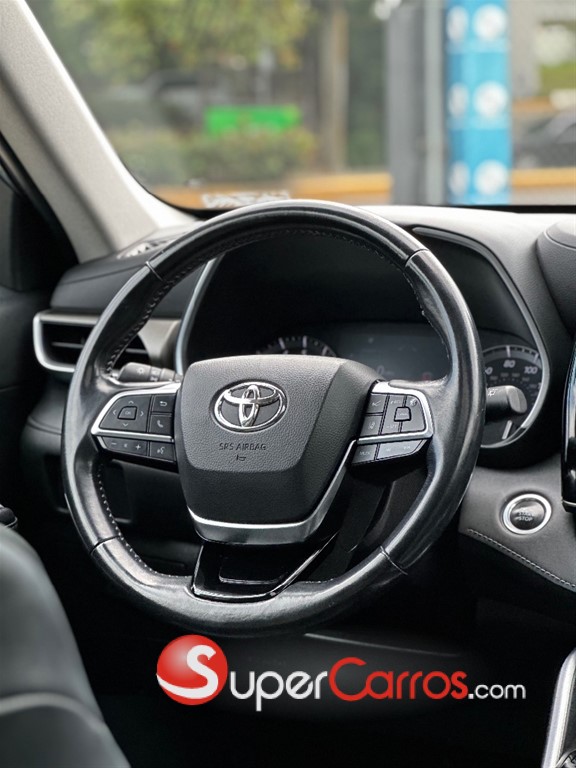 2020 Toyota Highlander XLE — foto 11 / 12