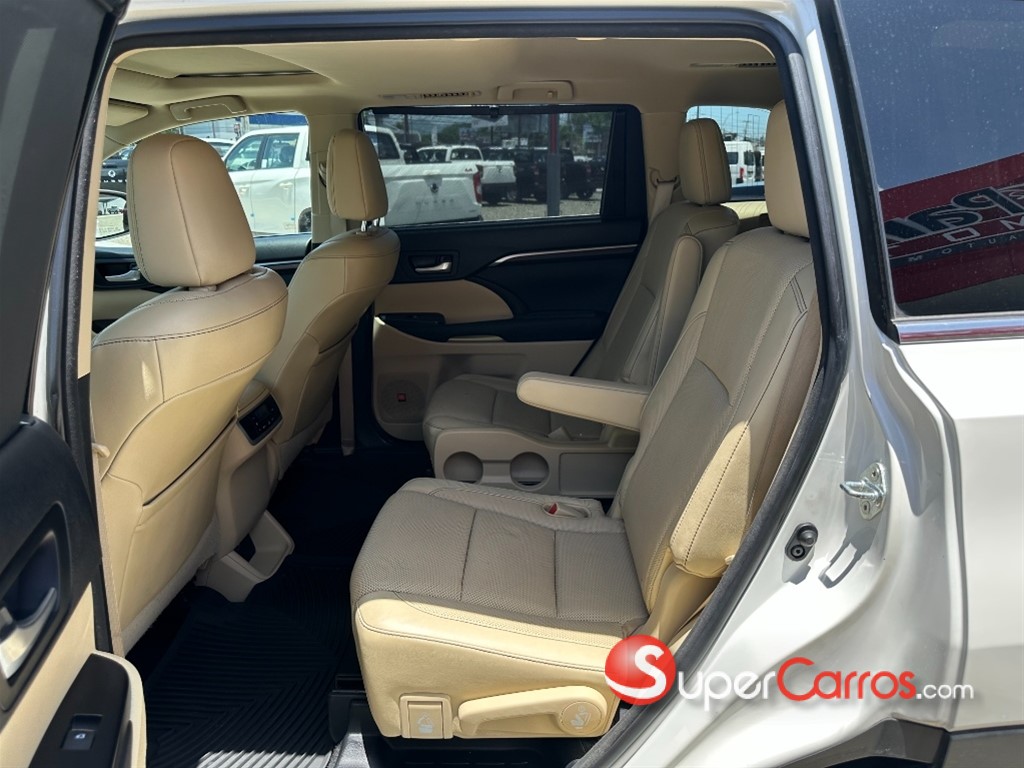 2015 Toyota Highlander Limited — foto 6 / 11