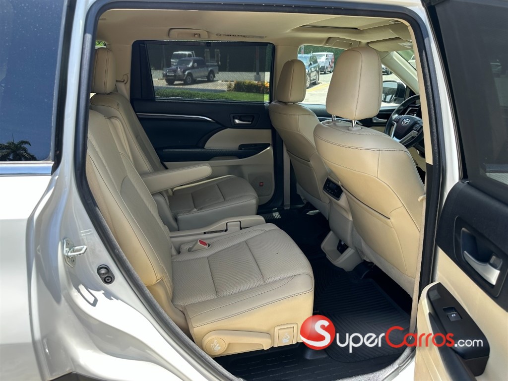 2015 Toyota Highlander Limited — foto 7 / 11