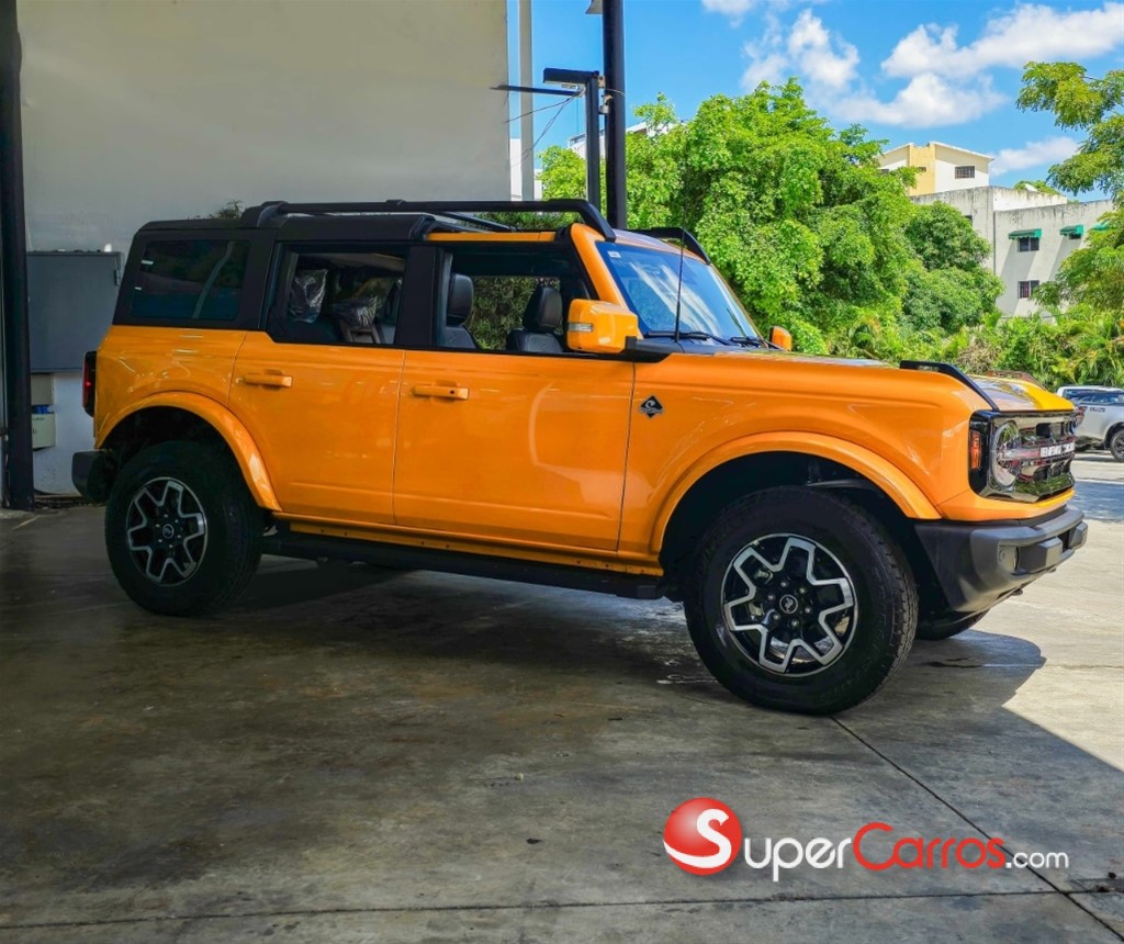 2022 Ford Bronco Outer Banks — foto 6 / 12