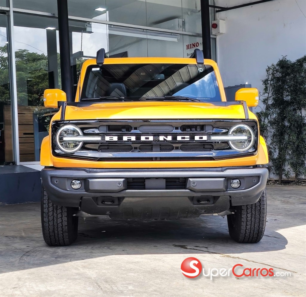 2022 Ford Bronco Outer Banks — foto 9 / 12