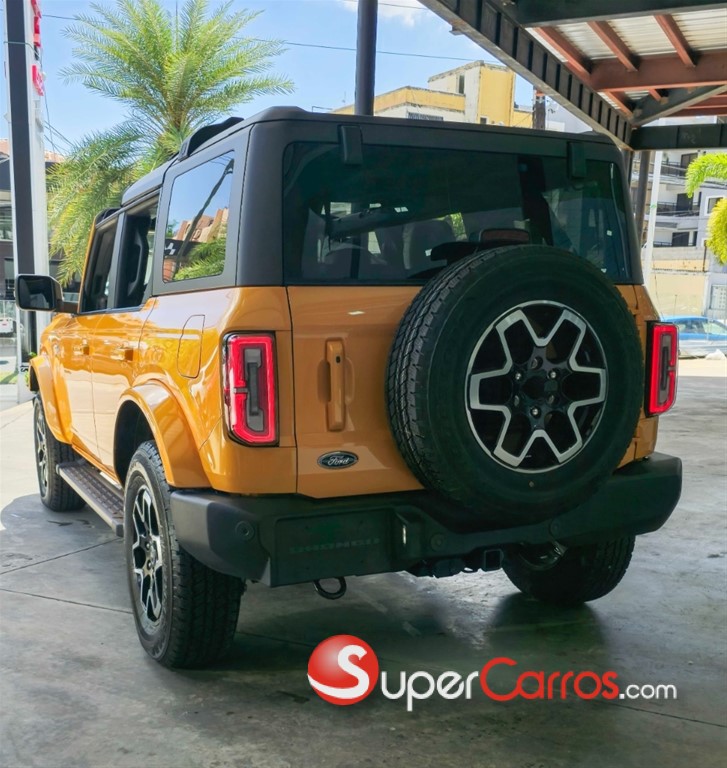 2022 Ford Bronco Outer Banks — foto 11 / 12