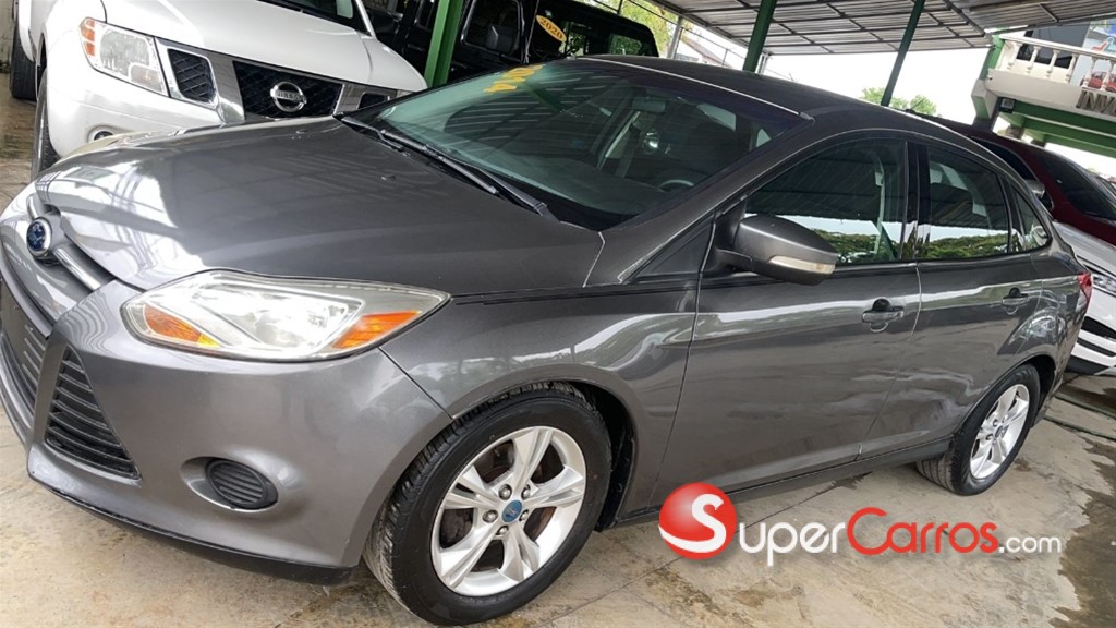 2014 Ford Focus — foto 4 / 6
