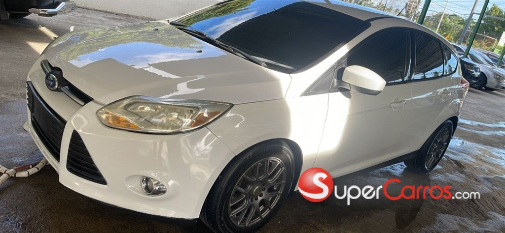 2012 Ford Focus — foto 5 / 7