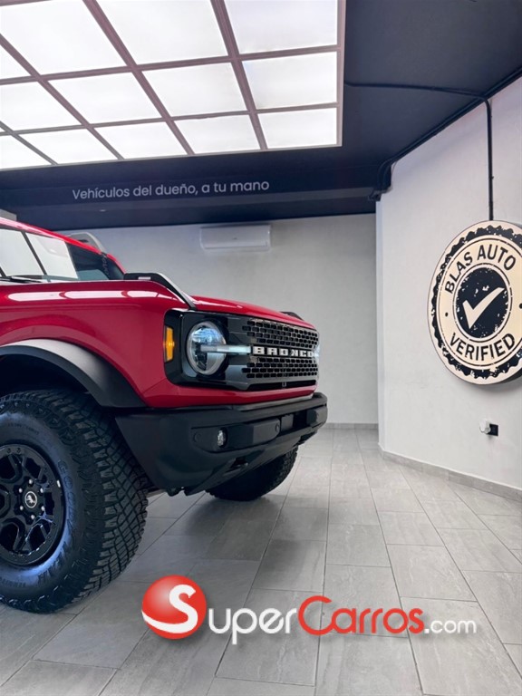 2022 Ford Bronco Wildtrak — foto 2 / 9