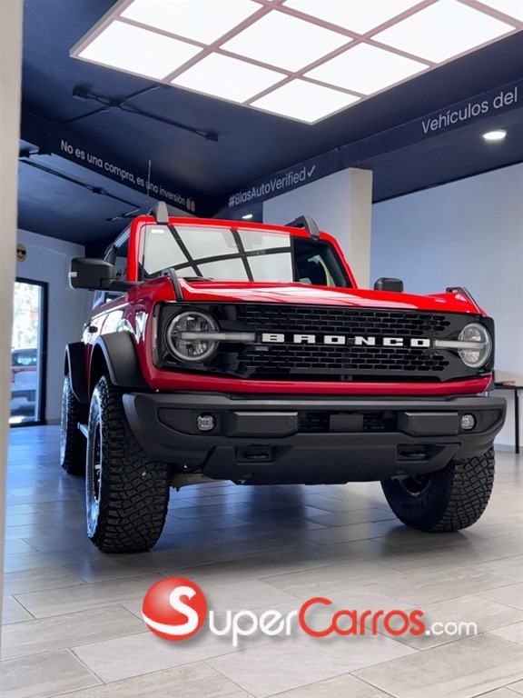 2022 Ford Bronco Wildtrak — foto 4 / 9