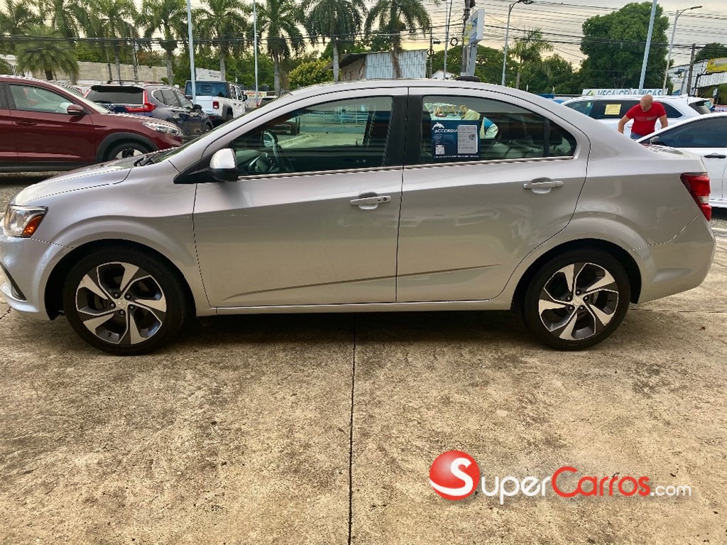 2020 Chevrolet Sonic Premier — foto 2 / 12