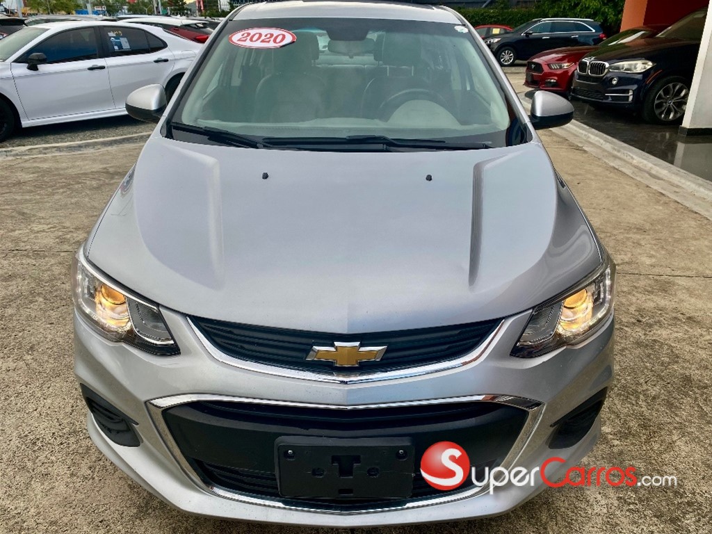 2020 Chevrolet Sonic Premier — foto 9 / 12