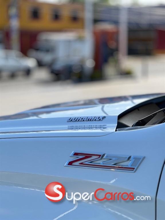 2021 Chevrolet Silverado Z 71 — foto 4 / 12