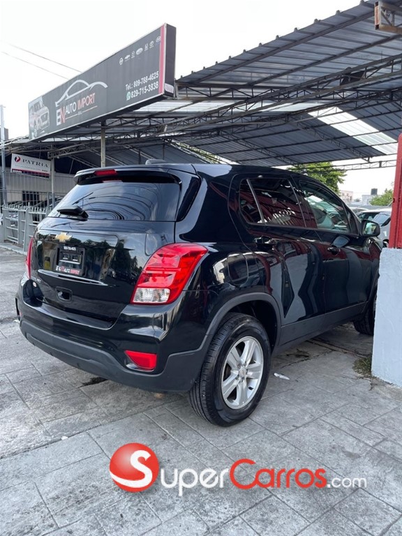 2020 Chevrolet Trax LS — foto 8 / 10