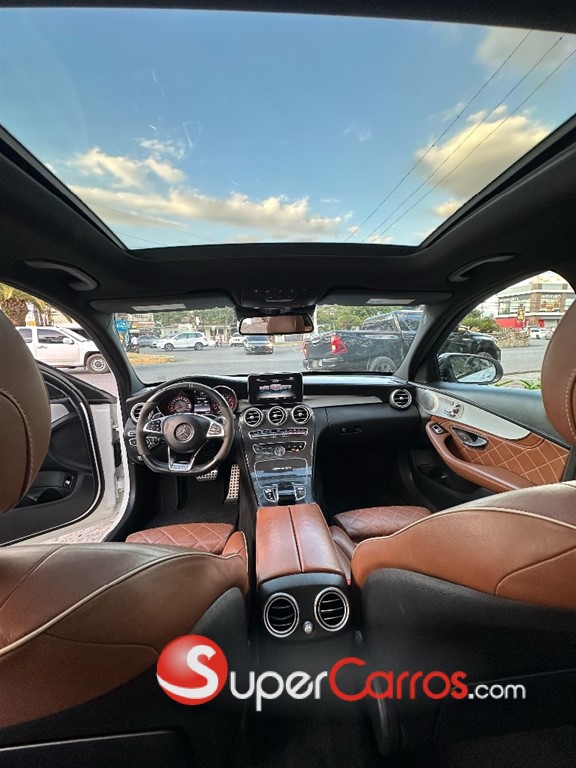 2017 Mercedes-Benz Clase C 63s AMG — foto 9 / 12