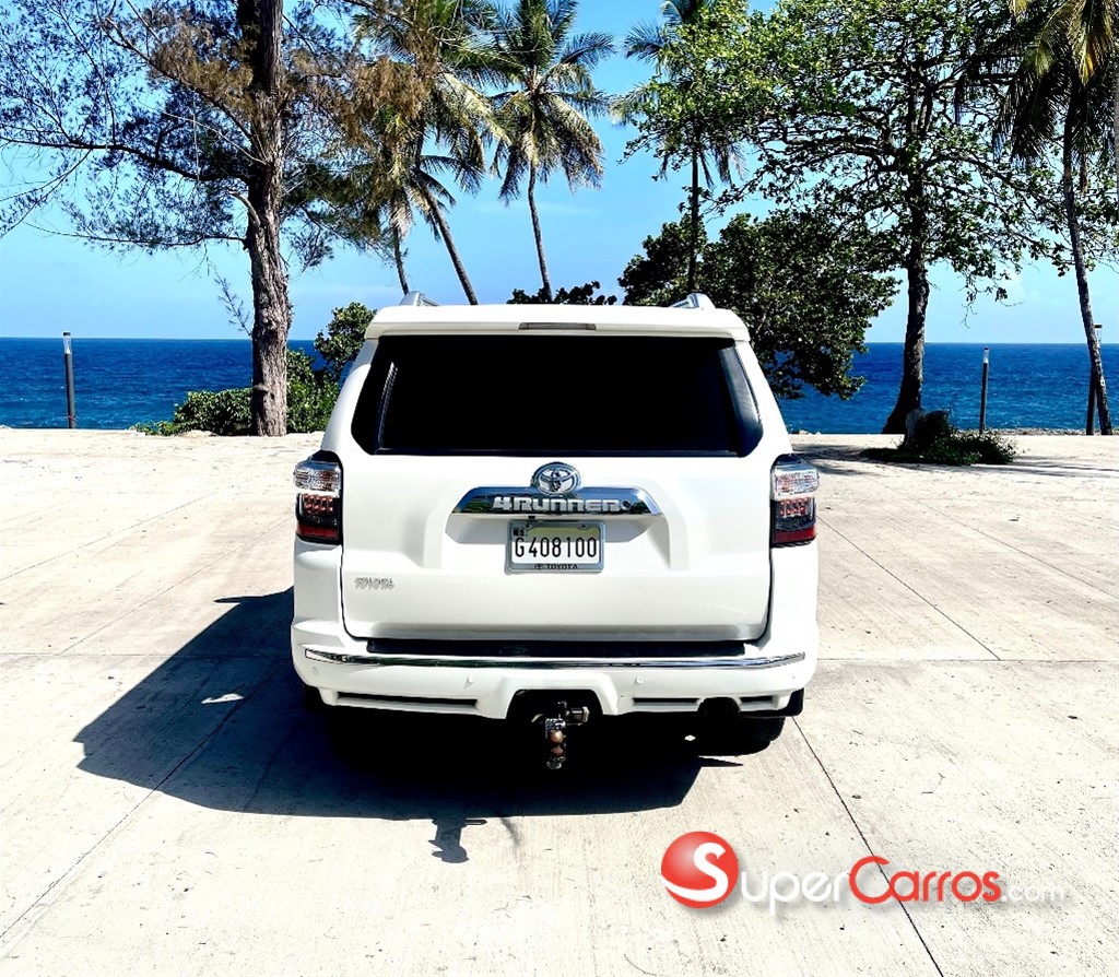 2018 Toyota 4 Runner Limited — foto 4 / 12