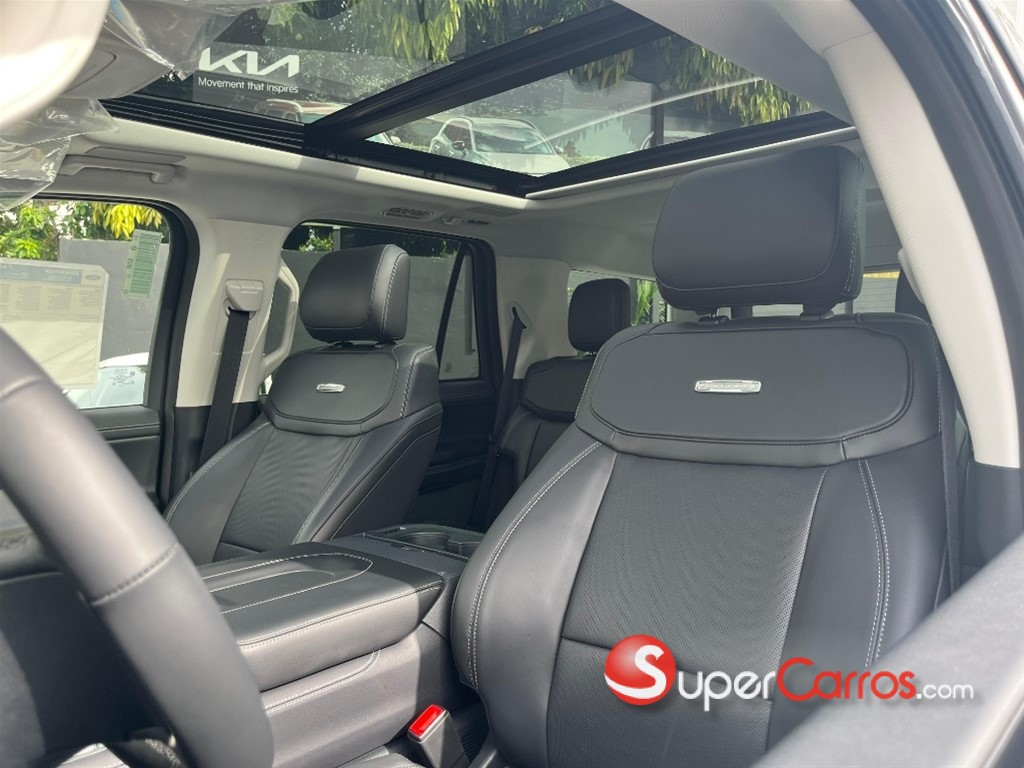 2025 Ford Expedition Platinum — foto 4 / 12