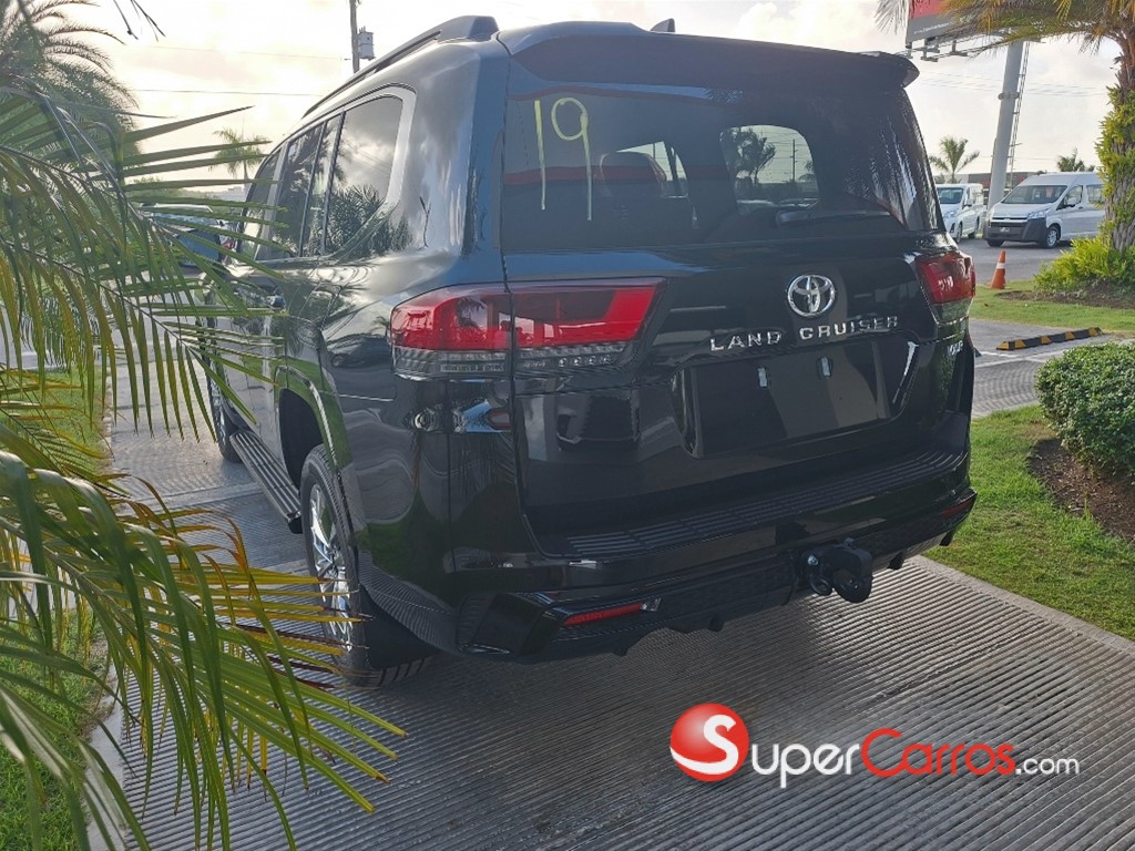 2026 Toyota Land Cruiser VXR — foto 5 / 5