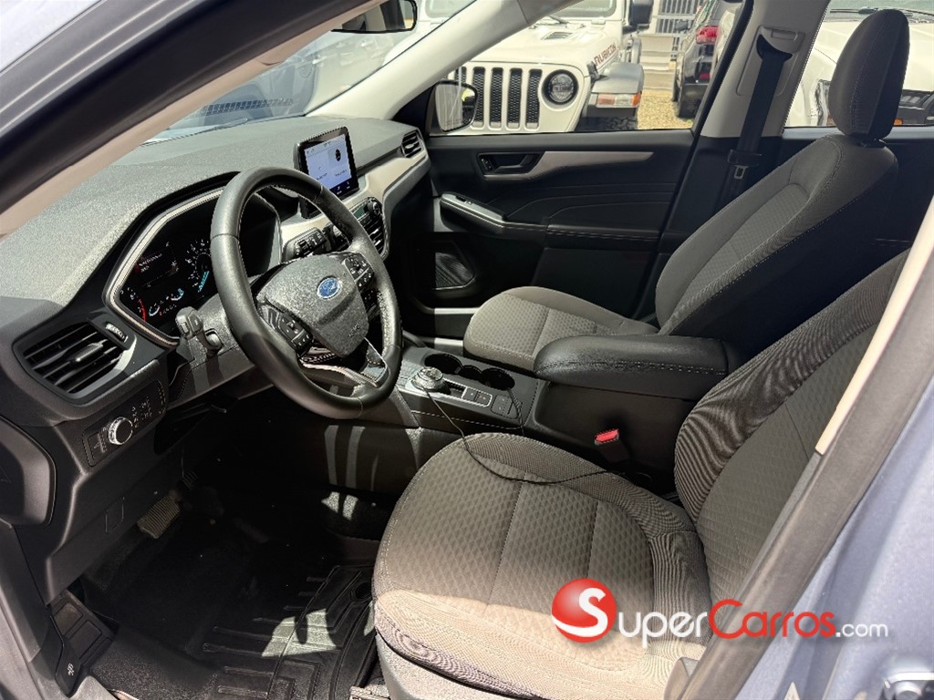 2022 Ford Escape — foto 6 / 7