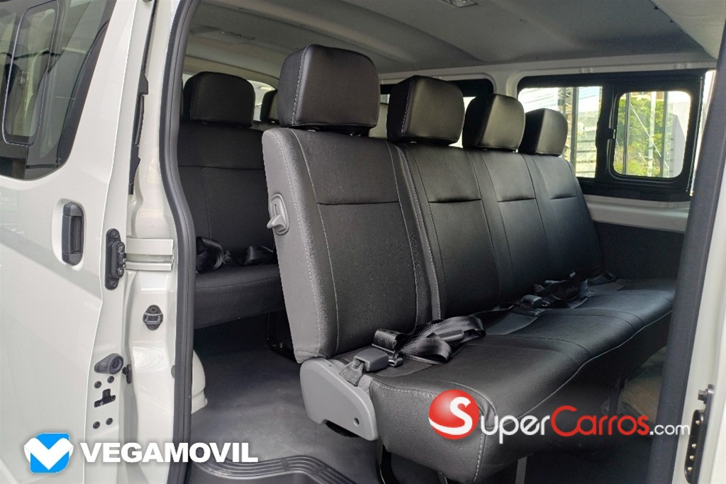 2026 Toyota Hiace — foto 7 / 11