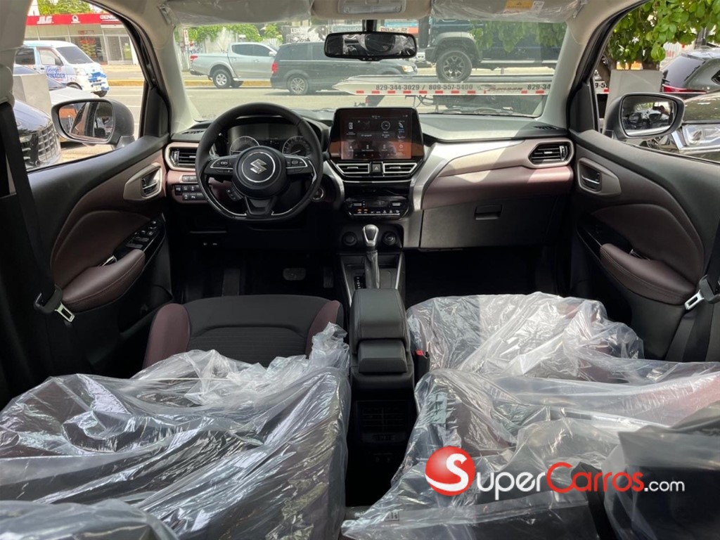 2025 Suzuki Fronx GLX — foto 4 / 11