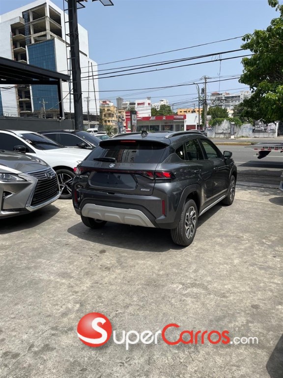 2025 Suzuki Fronx GLX — foto 8 / 11
