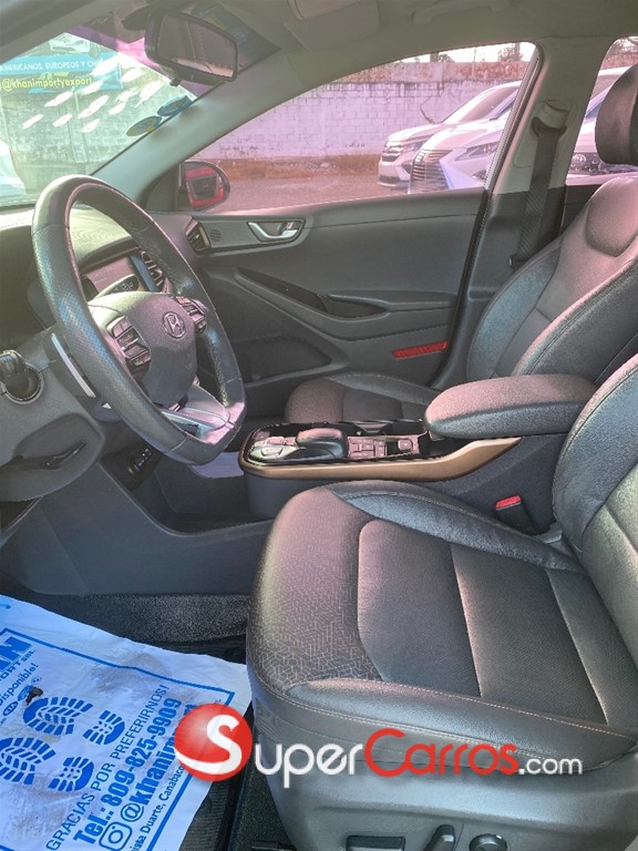 2019 Hyundai Ioniq — foto 6 / 9