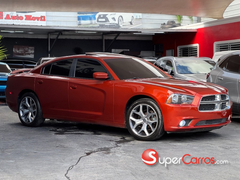 2013 Dodge Charger SXT — foto 3 / 12