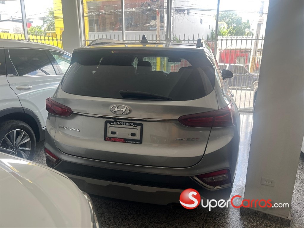 2020 Hyundai Santa Fe Limited — foto 4 / 9