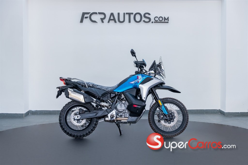 2026 CF Moto MT 800 — foto 4 / 12